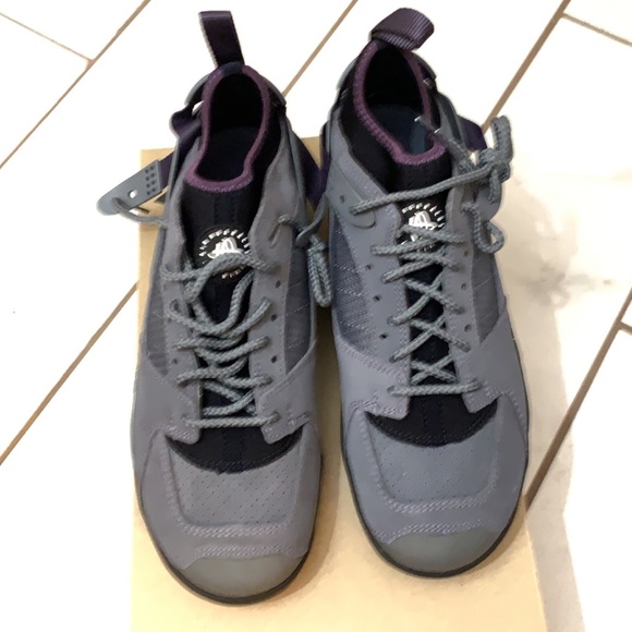 nike air revaderchi grey